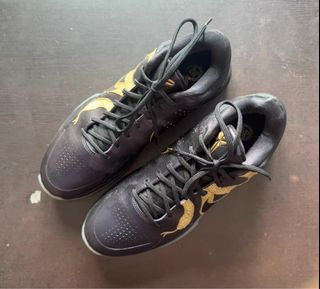 由 SneakersEvil (刊登 ID 1456180763，圖片 1) 提交，位於 的 (類別：)，說明：。