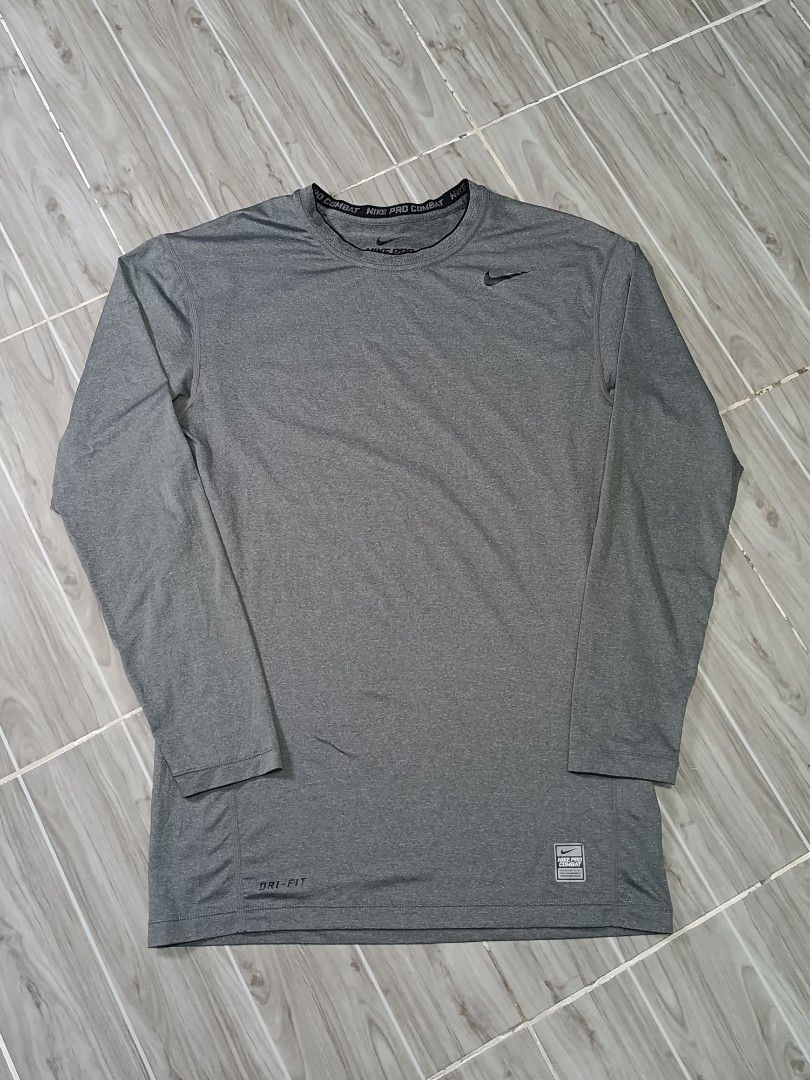 NIKE PRO COMBAT COMPRESSION LONGSLEEVE (freeshipping) (Category: Activewear) located in Quezon City. Submitted by gyl-stop (Listing ID 1456180442, Image 1). Description: free shipping 19.5 x 29.5 very good condi cr: 9.5/10 issue: minor hairline sa mga logo.
