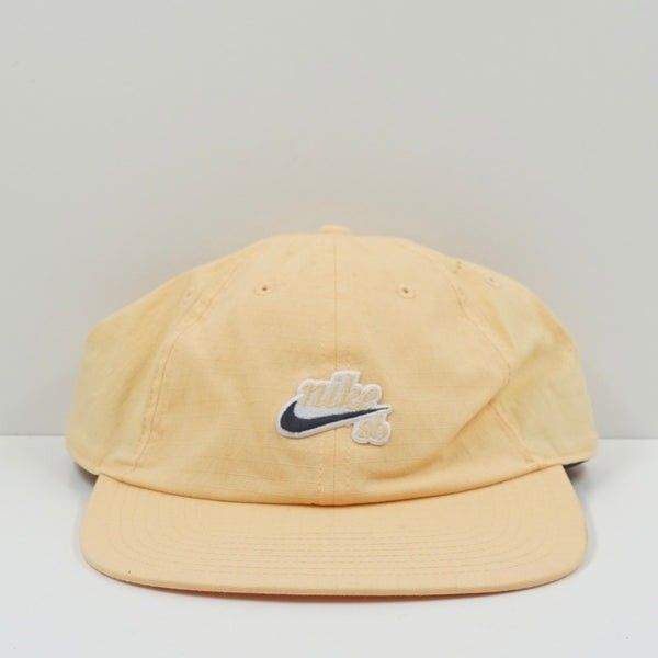 NIKE SB HERITAGE 86 SKATE FLAT BILL STRAPBACK HAT CAP - (Category: Caps & Hats) located in Cavite. Submitted by labbudds20 (Listing ID 1456164495, Image 1). Description: NIKE SB HERITAGE 86 SKATE FLAT BILL STRAPBACK HAT CAP - one size fits all excellent condition see pictures for details.