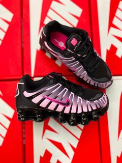 (Category: ) located in . Submitted by soledout_kicks (Listing ID 1456148130, Image 1). Description: .