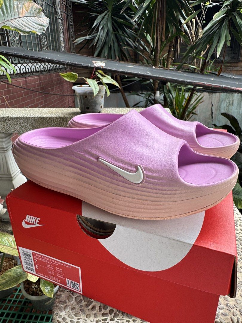 Nike Womens ReactX Rejuvrn8 Slides (Category: Slippers and slides) located in Pasay City. Submitted by poochglamour (Listing ID 1456064565, Image 2). Description: Purchased last month only Used once for a few hours only Medyo masikip ung left sa akin Better fit for 6.5-7 Kasi 7.5 ako Locatiom Pasay near Buendia Gcash Maribank ot BPI.