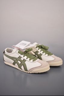 (Category: ) located in . Submitted by outletshoes (Listing ID 1456082477, Image 1). Description: .