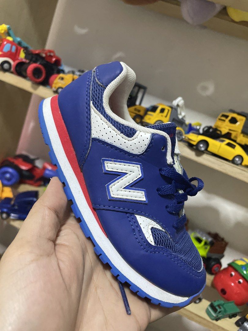 Orig new balance (Category: Babies & Kids Fashion) located in Dupax Del Norte. Submitted by lysamae21 (Listing ID 1456059100, Image 2). Description: Lightly used Size euro 28 16.5 cm.
