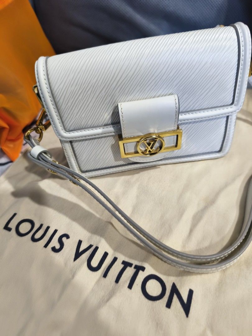 ORIGINAL LV Sling bag (Category: Luxury Bags & Wallets) located in Batangas. Submitted by brystineco (Listing ID 1456214797, Image 2). Description: Original LV Sling Bag Good as new and well-maintained. What you see is what you get. No box and certificate included, but comes with the original dust bag. Authentic LV. Please see photos for actual condition and inclusions..