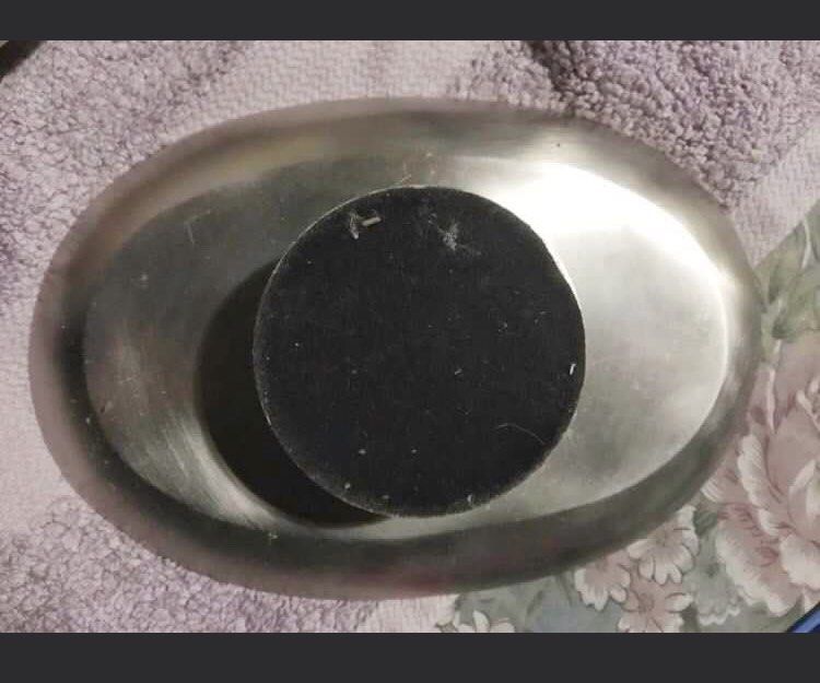 Oval Embossed Metal Serving Tray (Category: Other Kitchenware & Tableware) located in Marikina City. Submitted by theconstantdeclutterer (Listing ID 1456087519, Image 3). Description: Elegant textured stainless steel tray platter - use as a decor or container for keys, lipsticks etc. Heavy solid built. Purchased in Morocco. Grab this now! .