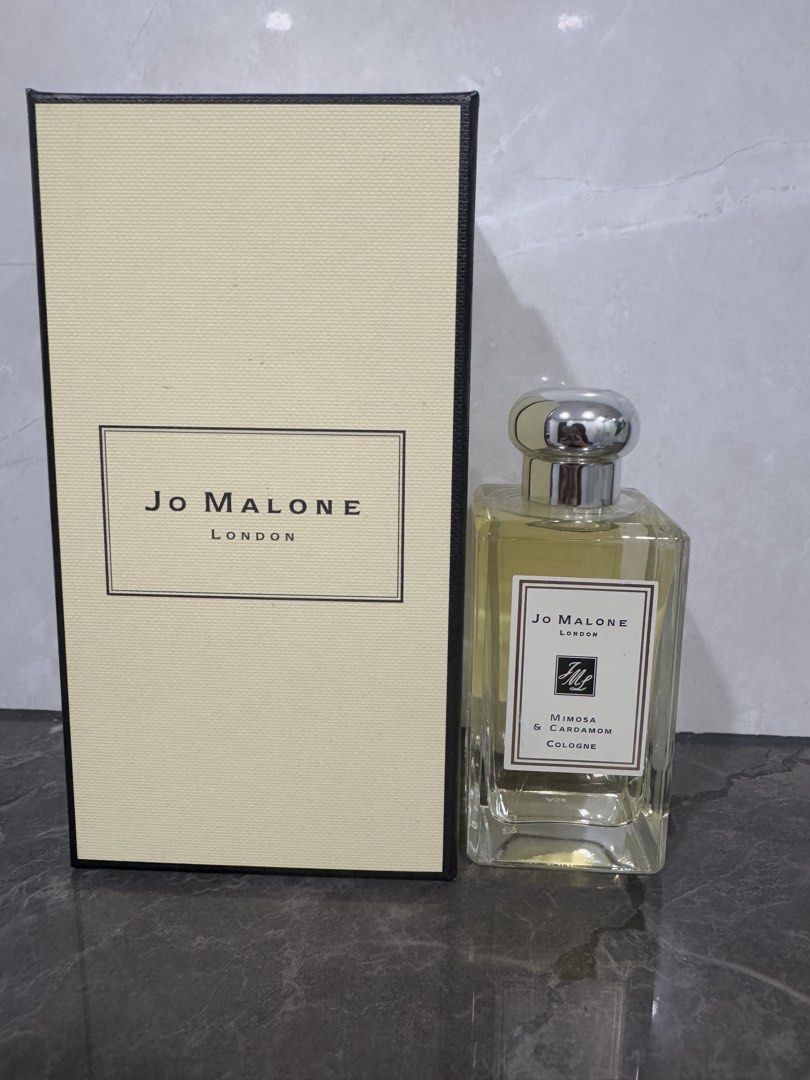 Perfume bundle (Category: Fragrance & Deodorants) located in Manila. Submitted by crazycat13 (Listing ID 1456178540, Image 2). Description: Used and unused. Plus more freebies. Message me and I will send more details.