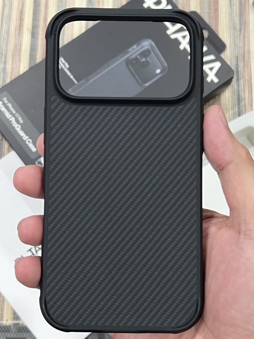 PITAKA ProGuard Case Aramid iPhone 17 Pro (Category: Cases & Sleeves) located in Makati City. Submitted by omancera (Listing ID 1456082933, Image 2). Description: PITAKA ProGuard Case Aramid iPhone 17 Pro Original and Brand New Never fitted nor used Selling it for only 2.8k SRP is 4k+ Makati Area Pick Up *Opened for photo taking only .