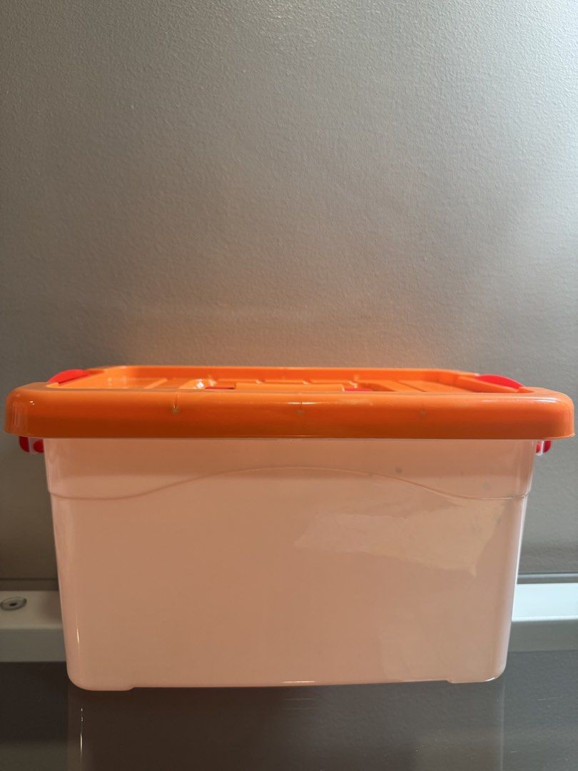 Plastic storage box (Category: Storage Boxes & Baskets) located in Quezon City. Submitted by lrski (Listing ID 1456155638, Image 2). Description: L - 9 inches w - 5.5 inches H - 6 inches.