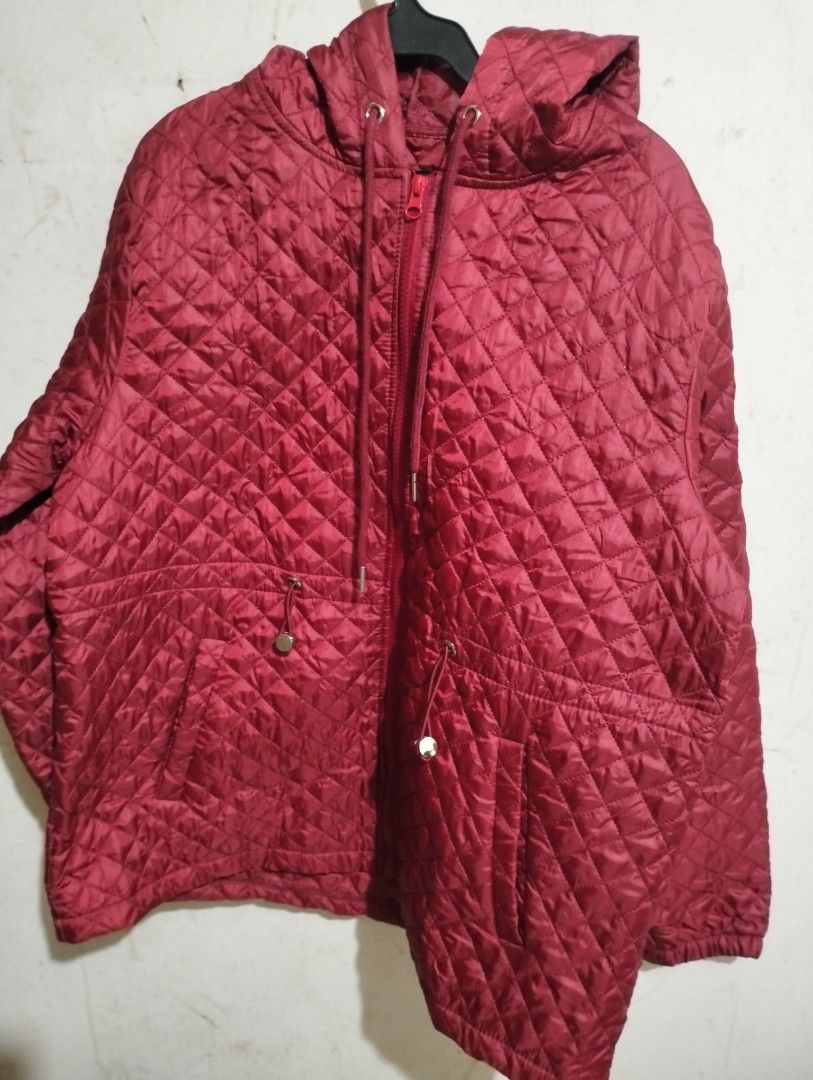 Red Quilted Hooded Jacket (Category: Coats, Jackets and Outerwear) located in Bacoor. Submitted by biala17 (Listing ID 1456090999, Image 1). Description: - Red quilted jacket with hood - Zip-up front - Drawstring waist for a cinched look - Ideal for layering - Comfortable and stylish - Great for cooler weather SUPER SALE NA! 🤝.
