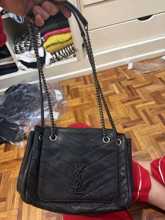 (Category: ) located in . Submitted by branded_closet01 (Listing ID 1456092739, Image 1). Description: .