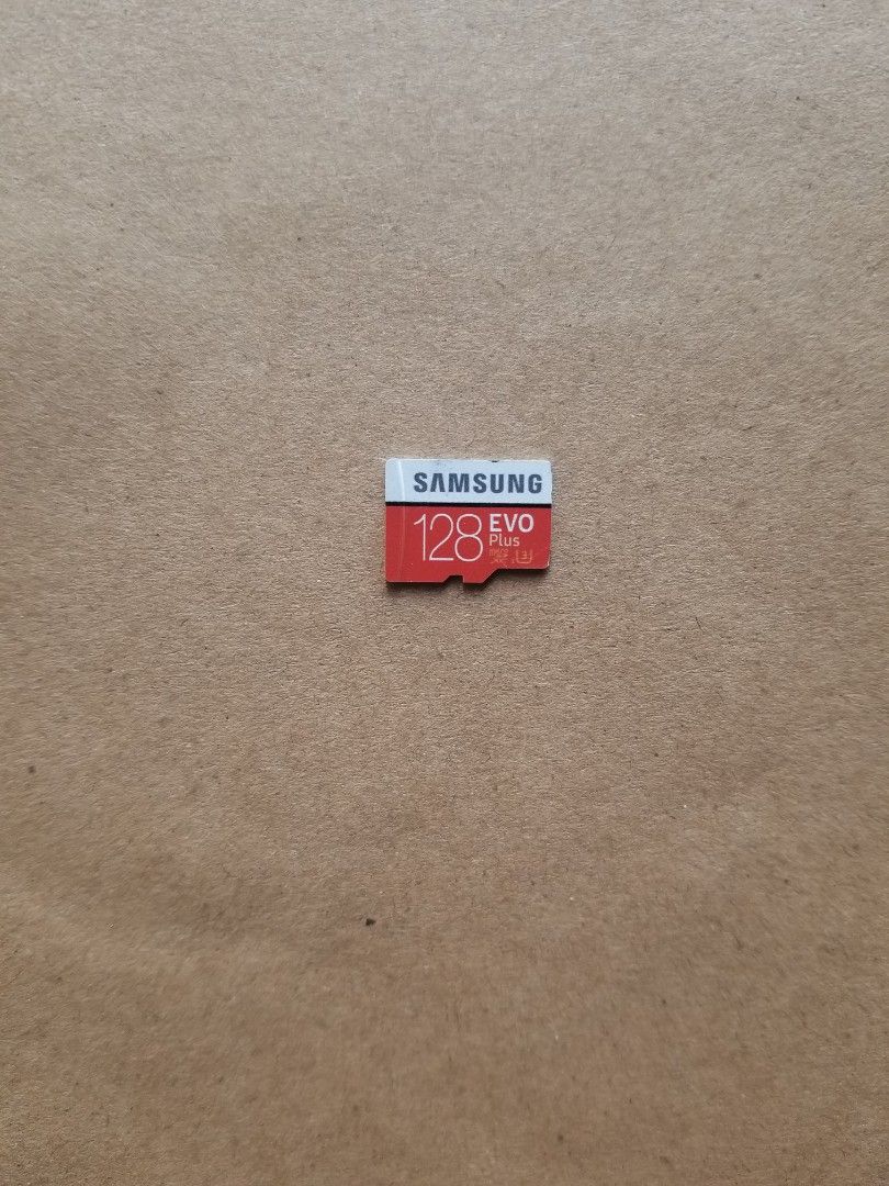 二手SAMSUNG 三星128 GB Micro SD 卡 （分類：記憶卡）位於 Hong Kong。 由 tsang_wm 提交（商品編號 1456081283，圖片 1）。簡介： 二手三星128GB Micro SD 卡 此貨請當面驗收，恕不接受交易後退貨要求。。