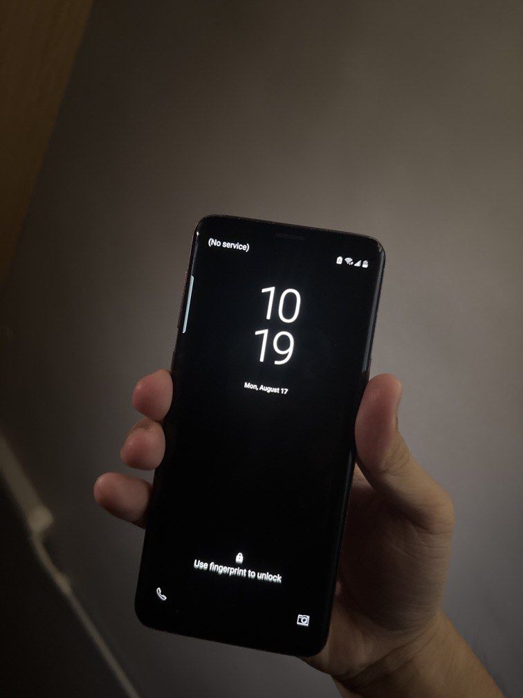 Samsung S9 Edge (Dents Only and Screen Burn in Issue) (Category: Samsung) located in San Fernando. Submitted by cloud.nhlnglo (Listing ID 1456067312, Image 2). Description: All Working, may burn in lang and visible sa white. Not affected much. Naiwan lang nakabukas tiktok. T-Mobile Pink 64 GB Space Back-up phone can run Genshin..
