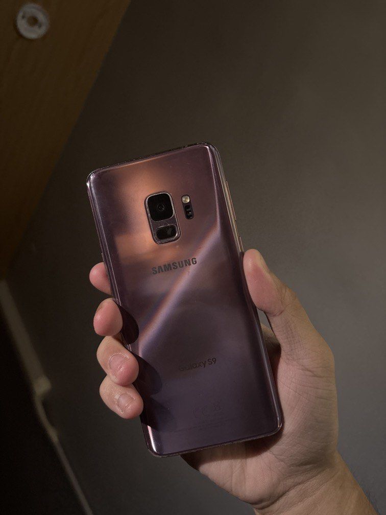 Samsung S9 Edge (Dents Only and Screen Burn in Issue) (Category: Samsung) located in San Fernando. Submitted by cloud.nhlnglo (Listing ID 1456067312, Image 1). Description: All Working, may burn in lang and visible sa white. Not affected much. Naiwan lang nakabukas tiktok. T-Mobile Pink 64 GB Space Back-up phone can run Genshin..