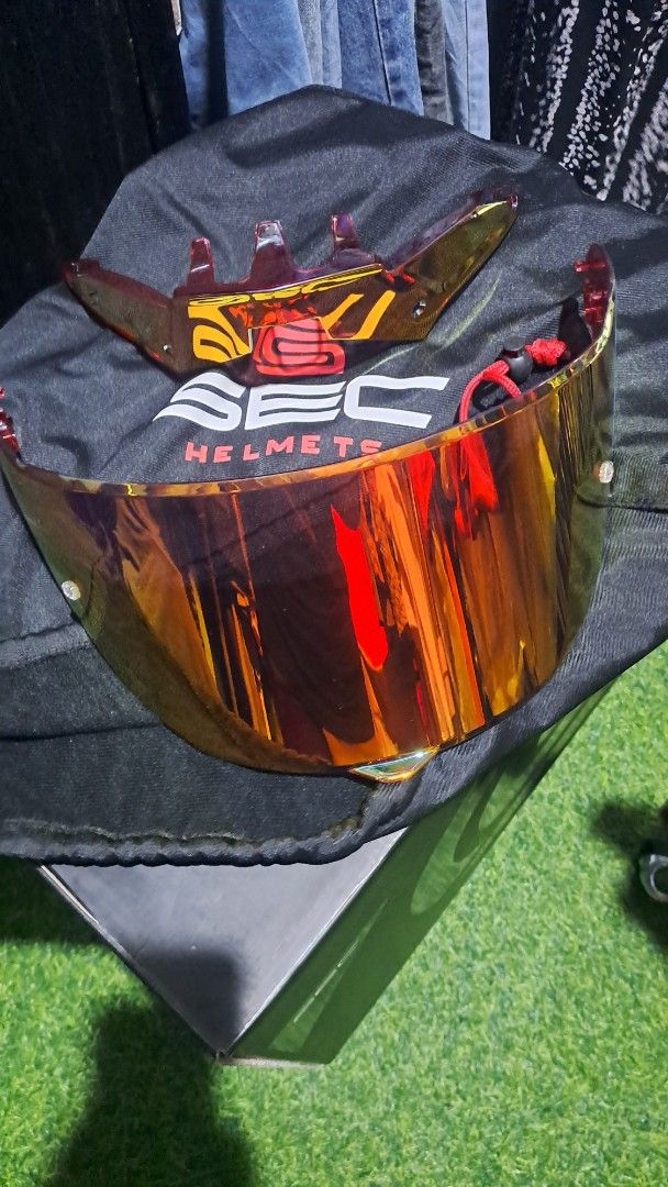 SEC Mamba Helmet full carbon (Category: Helmets and other Riding Gears) located in Antipolo. Submitted by __watchu_finds (Listing ID 1456119813, Image 2). Description: color may vary due to lightning shipment: lalamove, lbc, grab jnt etc payment: gcash meetup: imall antipolo or nearby.