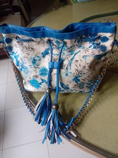 (Kategori: ) berada di . Dikirim oleh anismarsa (ID iklan 1456070938, Gambar 1). Deskripsi: .