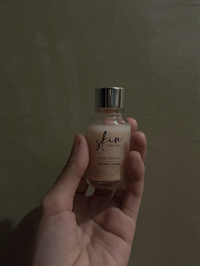Skin by BYS Skincare Set (Category: Face Care) located in Cavite. Submitted by heyitsmork (Listing ID 1456081026, Image 2). Description: SKIN BY BYS Both products have been opened and used, but there is still a good amount of product remaining. 🫧 • Acne Control Moisturizer 100ml — ₱500 (40% used) srp: ₱599 • Acne Control Drying Lotion — ₱500 (20% used) srp: ₱599 Set — ₱950.
