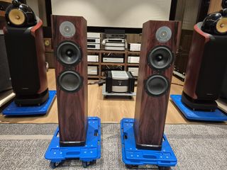 Speaker Collection item 3
