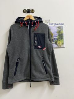由 thrifteverywear8888 (刊登 ID 1456075032，圖片 1) 提交，位於 的 (類別：)，說明：。