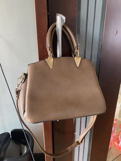 (Kategori: ) berada di . Dikirim oleh preloveddstuff03 (ID iklan 1456121511, Gambar 1). Deskripsi: .