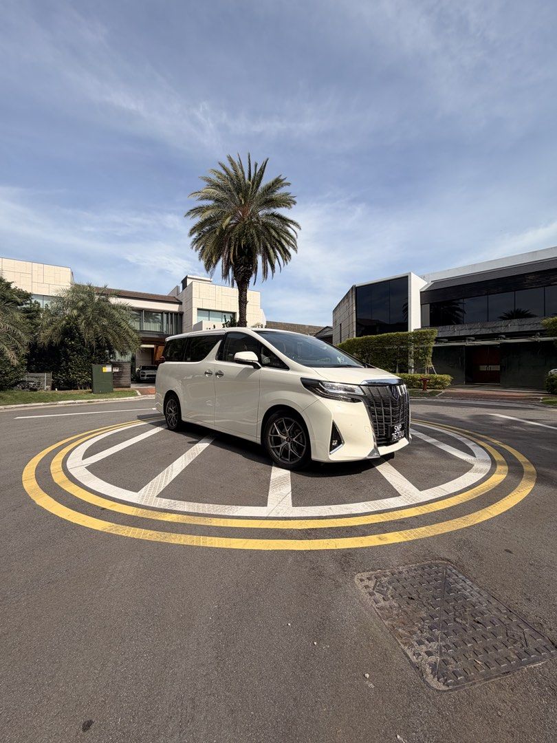 Toyota Alphard ELEGANCE MR Auto (Category: Used Cars) located in Singapore. Submitted by chubbycheekzz (Listing ID 1456190638, Image 2). Description: Well maintained Borneo Unit 2019 Toyota Alphard Elegance MR Sunroof. 130,000km only. Upgraded racing rims + factory sunroof. COE till Feb 2029. PARF eligible. Accident-free, regular servicing. Clean and neat interior/exterior. Spacious luxury MPV for family. Viewing by appointment. Serious buyers DM