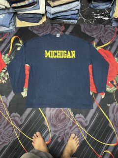 (Category: ) located in . Submitted by BAZAROUTLETSTORE (Listing ID 1456105222, Image 1). Description: .
