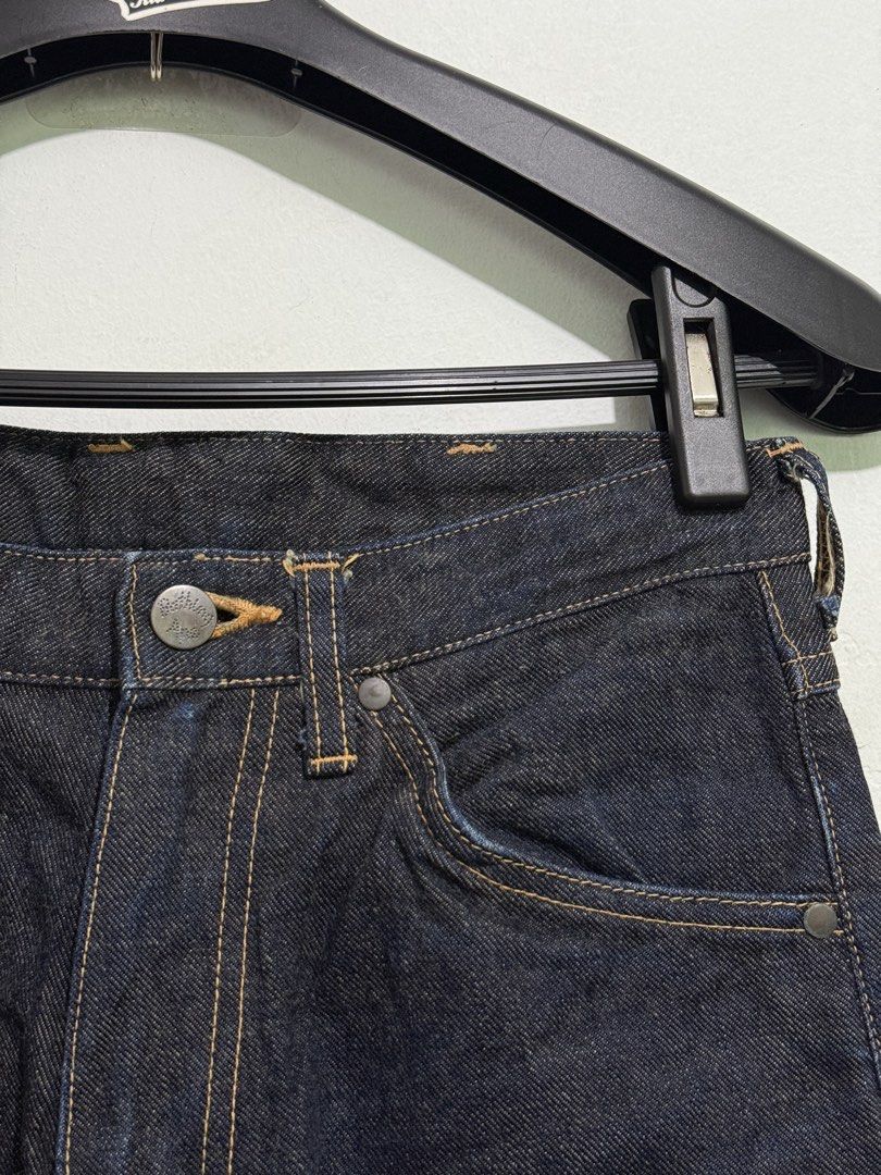 Vintage a bathing ape double knee pants (Category: Jeans) located in Sorsogon. Submitted by jovert_23alviz (Listing ID 1456183874, Image 3). Description: Size XS 28-30 Lenght 41 Hem 8.2 Excellent condition Nonissue.