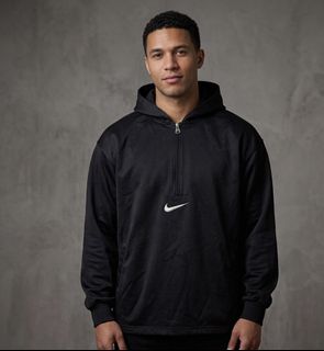 (Category: ) located in . Submitted by y2k.luxury.streetwear.outdoor (Listing ID 1456200864, Image 1). Description: .