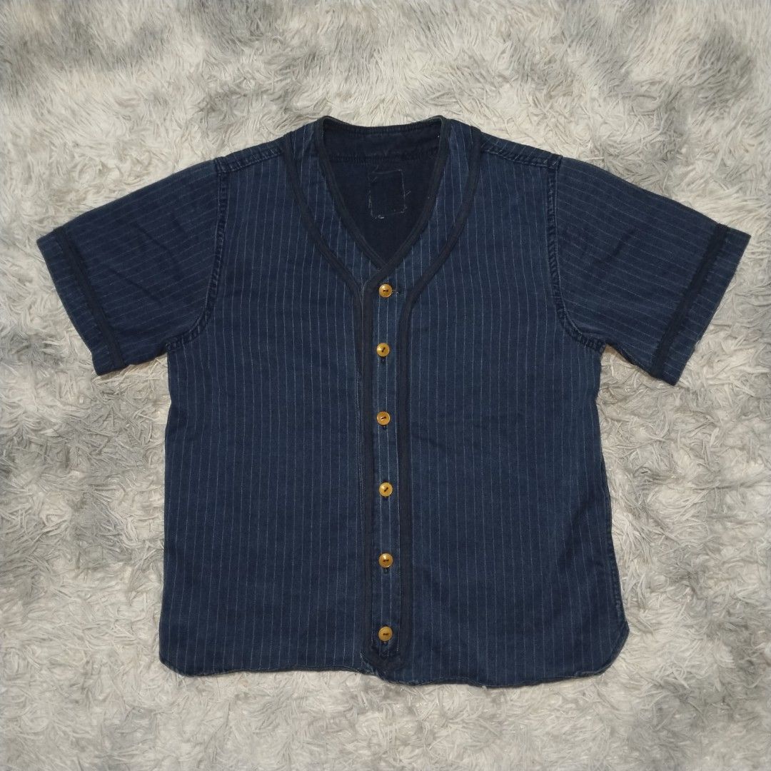 Visvim Cubism Dugout Indigo (Category: Tshirts & Polo Shirts ) located in Cavite. Submitted by realdeal98 (Listing ID 1456208161, Image 1). Description: VISVIM INDIGO - Excellent condition - 19.5 inches armpit to armpit - 24.5 inches length - 9 inches sleeve - 15.5 inches shoulder to shoulder 1500.