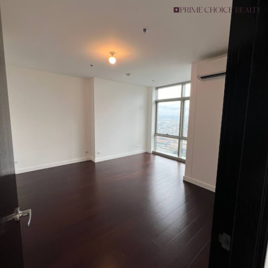 WEST GALLERY PLACE (Category: Apartments & Condos) located in Quezon City. Submitted by primechoicerealtyinc (Listing ID 1456069353, Image 3). Description: FOR SALE | WEST GALLERY PLACE 📍 West Gallery Place By Ayala Land Premier • 2 Bedrooms • 120 sqm Floor Area • Parking Included Asking Price: ₱50,000,000 Contact us for more details and to schedule a viewing: +63917 162 8618.