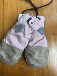 (Category: ) located in . Submitted by soppphia (Listing ID 1456112898, Image 1). Description: .