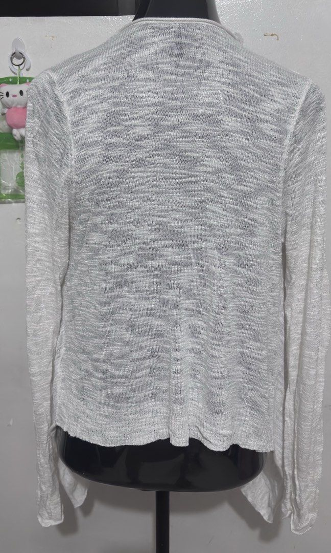 WOMEN LONGSLEEVE (Category: Coats, Jackets and Outerwear) located in Pasig City. Submitted by Atv26 (Listing ID 1456115730, Image 3). Description: WOMEN CARDIGAN LONGSLEEVE PANG COVER KAPAG NAKASLEEVE KAYO. SIZE: BUST WIDTH 17 INCHES FRONT LENGTH 28 INCHES BACK LENGTH 20 INCHES.