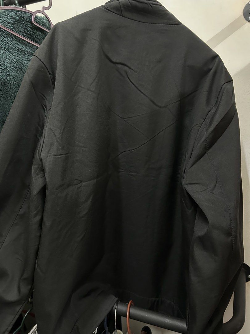 Work jacket (Category: Coats, Jackets and Outerwear) located in Kuala Lumpur. Submitted by piz_bundle (Listing ID 1456188051, Image 2). Description: Workjacket for sell - Baru guna sekali - Condition 10/10 Ss 7 sm 15.