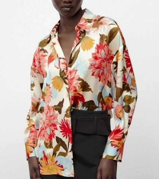 Zara Floral Long Sleeves (Satin, Medium) (Category: Longsleeves) located in Mandaluyong City. Submitted by grmnk (Listing ID 1456057146, Image 2). Description: Like new. Worn less than 5x! RFS: I don’t wear satin tops after leaving the corporate world :) BPI / GCash GoGo Xpress / Grab / Lalamove from Mandaluyong.