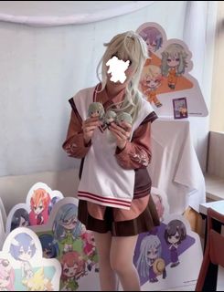 (Category: ) located in . Submitted by ixoriaa (Listing ID 1456141537, Image 1). Description: .