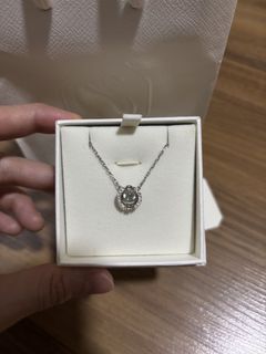 (Category: ) located in . Submitted by prelovedbywg (Listing ID 1456398337, Image 1). Description: .