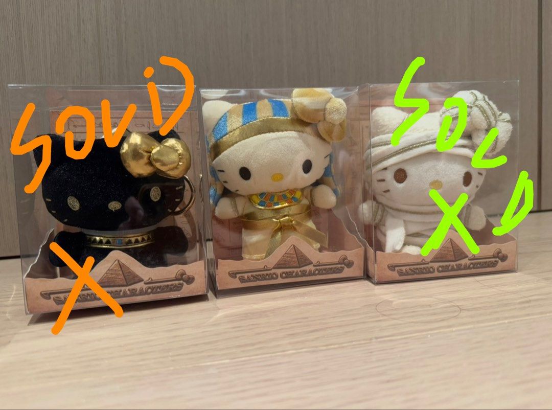2026動漫節限定 Sanrio 埃及Hello Kitty （分類：絨毛玩具）位於 Hong Kong。 由 kanato.t 提交（商品編號 1455286947，圖片 2）。簡介： 黑金Hello Kitty : $328 木乃伊Hello Kitty : $298 法老皇Hello Kitty : $298。