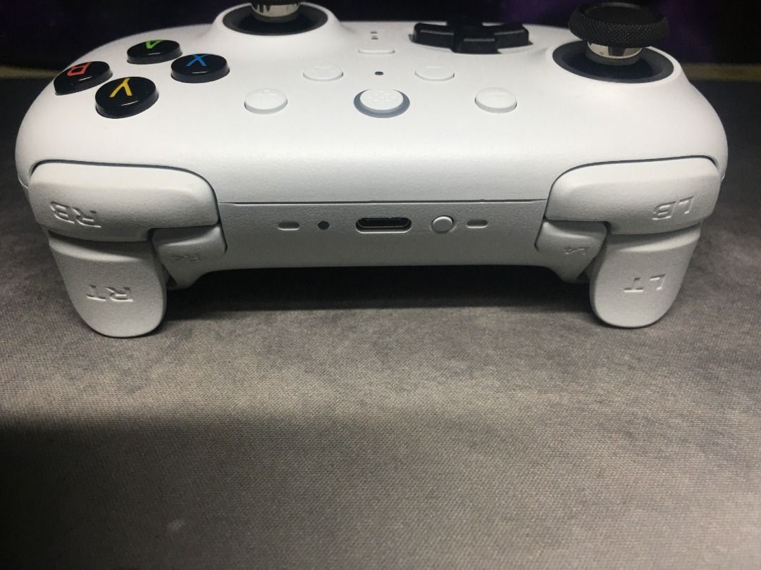 8BitDo Ultimate 2 Wireless Controller (Category: Controllers) located in Iligan City. Submitted by jude30_ (Listing ID 1456405731, Image 3). Description: 8BitDo Ultimate 2 Wireless Controller with TMR Joysticks - White for Windows & Android Bought last November at Game One PH As good as new. 1500 PHP ONLY! 📍 Iligan City 📦 LBC or J&T Shipping fee should be shouldered by the buyer..