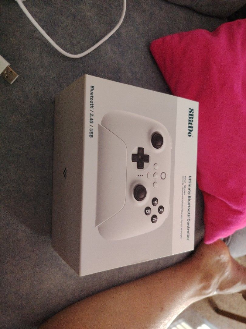 8bitdo ultimate bluetooth controller (Category: Cables & Chargers) located in Singapore. Submitted by yapzhiyuan1994 (Listing ID 1456247149, Image 2). Description: I lost this controller but have thr charging cable with me if u want ti buy it can look for me thank. .
