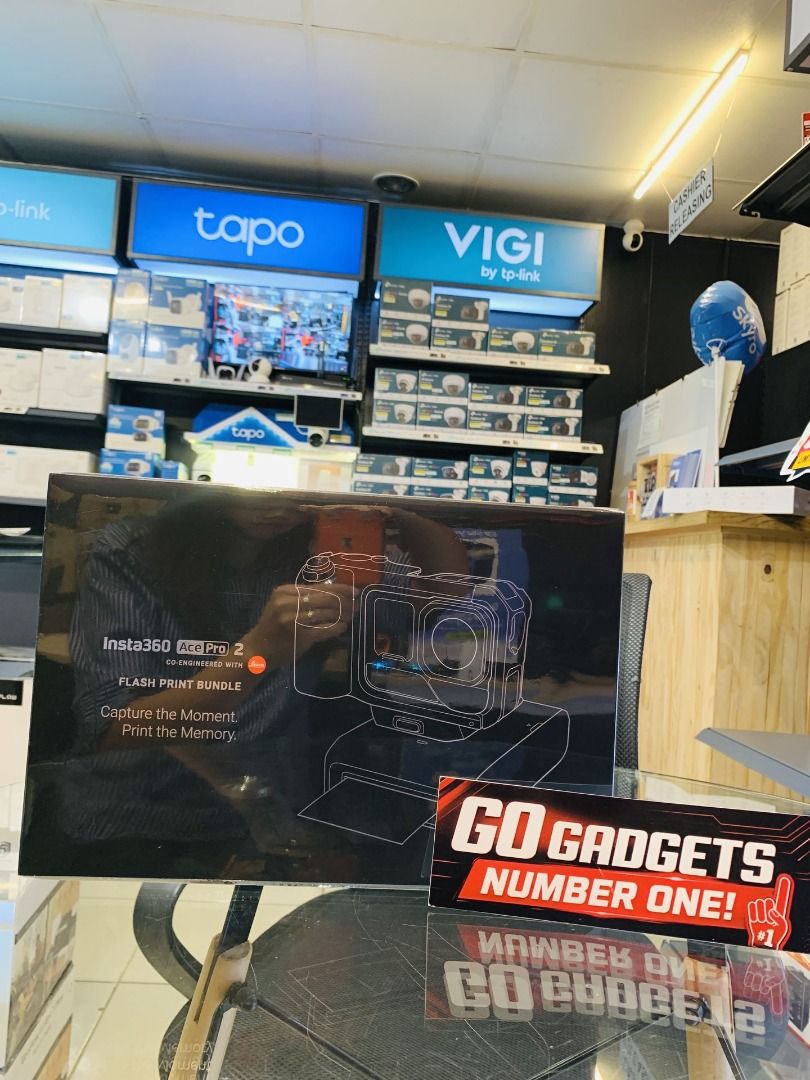 📸✨ Insta360 Ace Pro 2 Flash Print Bundle – CAPTURE & CREATE! 🔥 (Category: Video Cameras) located in Caloocan City. Submitted by swiftdeer.cf08f3 (Listing ID 1456311233, Image 1). Description: Take your content to the next level with the Insta360 Ace Pro 2 Flash Print Bundle—perfect for travel, vlogging, adventures, and everyday moments. 🌍🎥 ✈️ Travel Vlogging 🏍️ Action & Adventure 🎬 Content Creation 📸 Capture & Print Your Favorite Moments �