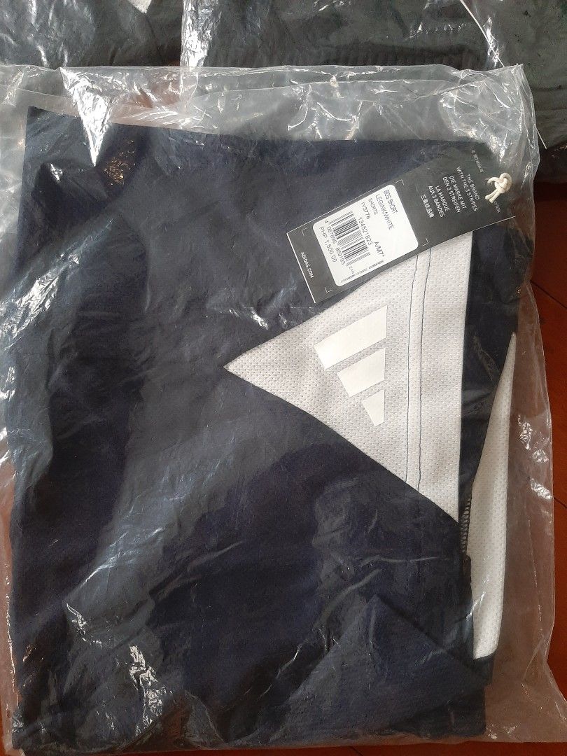 Adidas BOS Basketball Shorts (Category: Activewear) located in Binan City. Submitted by pauled (Listing ID 1456286312, Image 2). Description: Available - Adidas BOS Basketball Shorts - Sizes Medium and Small - Available in Navy Blue and Black - Brand new, sealed in original packaging with tags - Ideal for sports training or everyday casual wear - Comfortable and versatile P 1,500 (SRP) ❌ P 850 only ✅ Binan, Laguna.