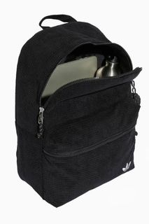 (Category: ) located in . Submitted by shopwithelle__ (Listing ID 1456390868, Image 1). Description: .