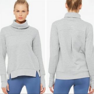 (Category: ) located in . Submitted by outfitt (Listing ID 1456369019, Image 1). Description: .