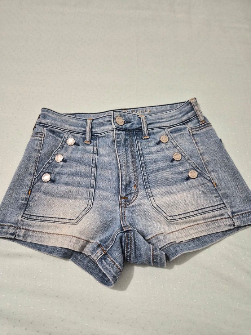 American Eagle Super Stretch Hi-Rise Shortie (Category: Shorts) located in Manila. Submitted by fasyon (Listing ID 1456334970, Image 1). Description: size US4 no flaws authentic.