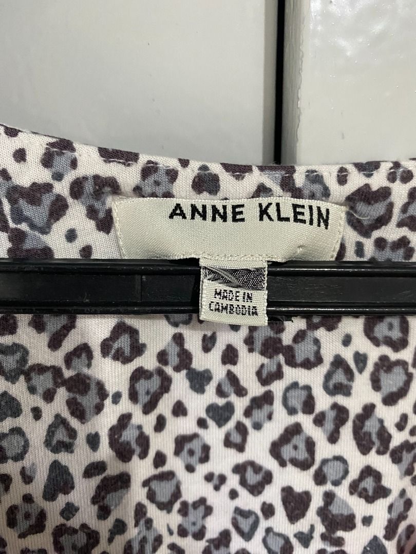 Anne Klein Leopard Print Pajama Terno XL (Category: Undergarments & Loungewear) located in Las Pinas. Submitted by makingspace24 (Listing ID 1456347060, Image 3). Description: - Brand: Anne Klein - Style: Cropped Pants - Print: All-over Leopard Print - Features: Elastic waistband with drawstring - Size: XL - Origin: Made in Cambodia.