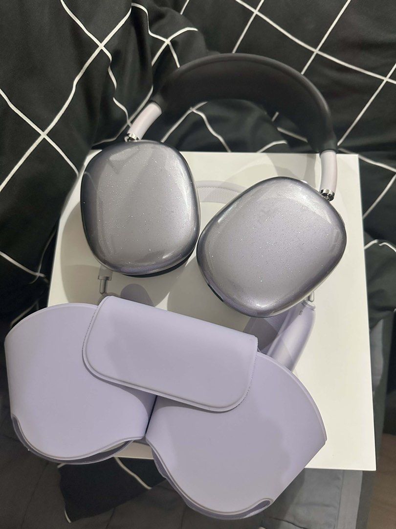 Apple AirPods Max Purple Headphones (Category: Headphones & Headsets) located in Manila. Submitted by rarejap808 (Listing ID 1456412270, Image 2). Description: - Apple AirPods Max (Purple) - Purchased in December - Includes original box and smart case - Serial Number: SMX95TLP2PR - Experience superior sound quality and active noise cancellation.