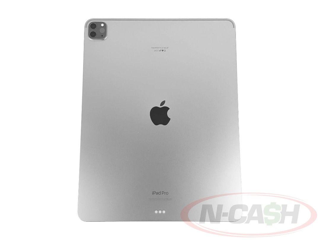 Apple iPad Pro 12.9 inch 6th Gen M2 2TB (Category: iPad) located in Quezon City. Submitted by luxury_by_n-cash (Listing ID 1456282502, Image 2). Description: Apple iPad Pro 12.9 inch 6th Gen M2 2TB Model No. MNXY3LL/A 2TB storage Appearance is 9 out of 10 Perfect working condition Unit comes with Apple Pencil 2nd Gen, USB-C cable, power adapter, generic folio case. Nothing more. PhP 66,800.