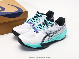 (Category: ) located in . Submitted by outlet_sneakers_shop (Listing ID 1456312573, Image 1). Description: .