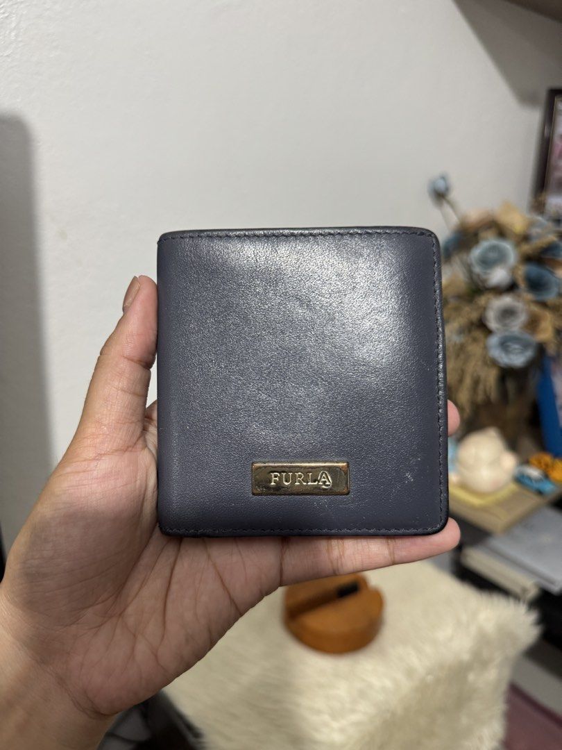 Authentic Furla Compact Wallet (Category: Luxury Bags & Wallets) located in Lagawe. Submitted by kai_selections (Listing ID 1456250554, Image 1). Description: Authentic very good used condition From Japan new arrival bawal sa barat may coin slots din.