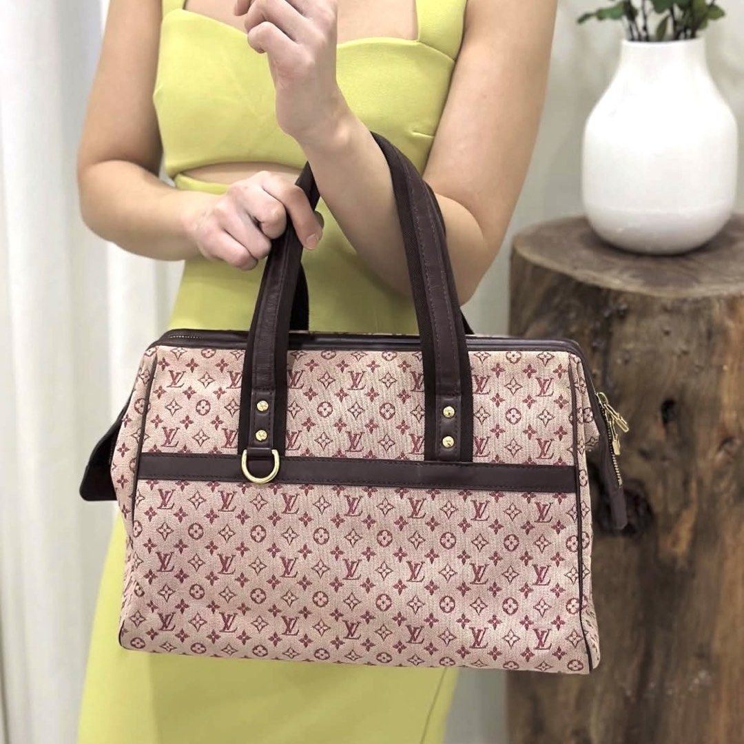 [Authentic] Louis Vuitton Josephine in Monogram Mini Lin (Category: Luxury Bags & Wallets) located in Calamba. Submitted by cesslajara (Listing ID 1456358332, Image 2). Description: .
