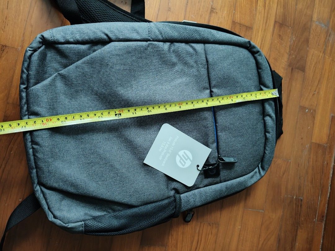 Backpack (Category: Backpacks) located in Singapore. Submitted by smilefaceee (Listing ID 1456269676, Image 3). Description: new.